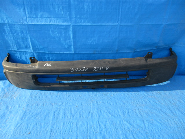 Used Toyota Hiace BUMPER FRONT